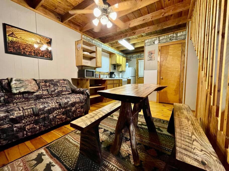 Oktoberfest Themed Cabin In Woods Stream #14 Helen Extérieur photo