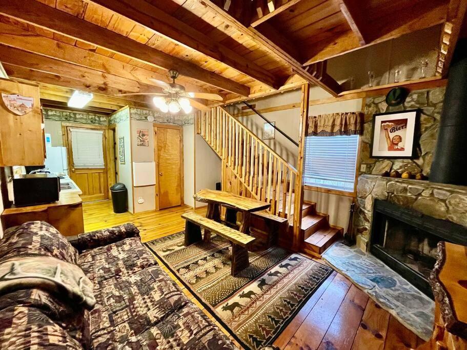Oktoberfest Themed Cabin In Woods Stream #14 Helen Extérieur photo
